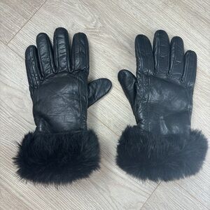 Preston & York Black Fur-Trimmed Gloves